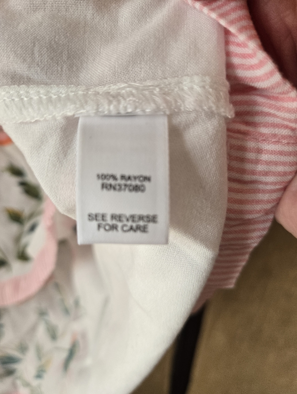 Cato Multicolor Floral Stripe White & Pink Women’s V-Neck Top Boho Medium - Picture 6 of 9